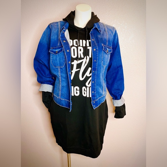 Black Graphic Hoodie Dress - Picture 5 of 6